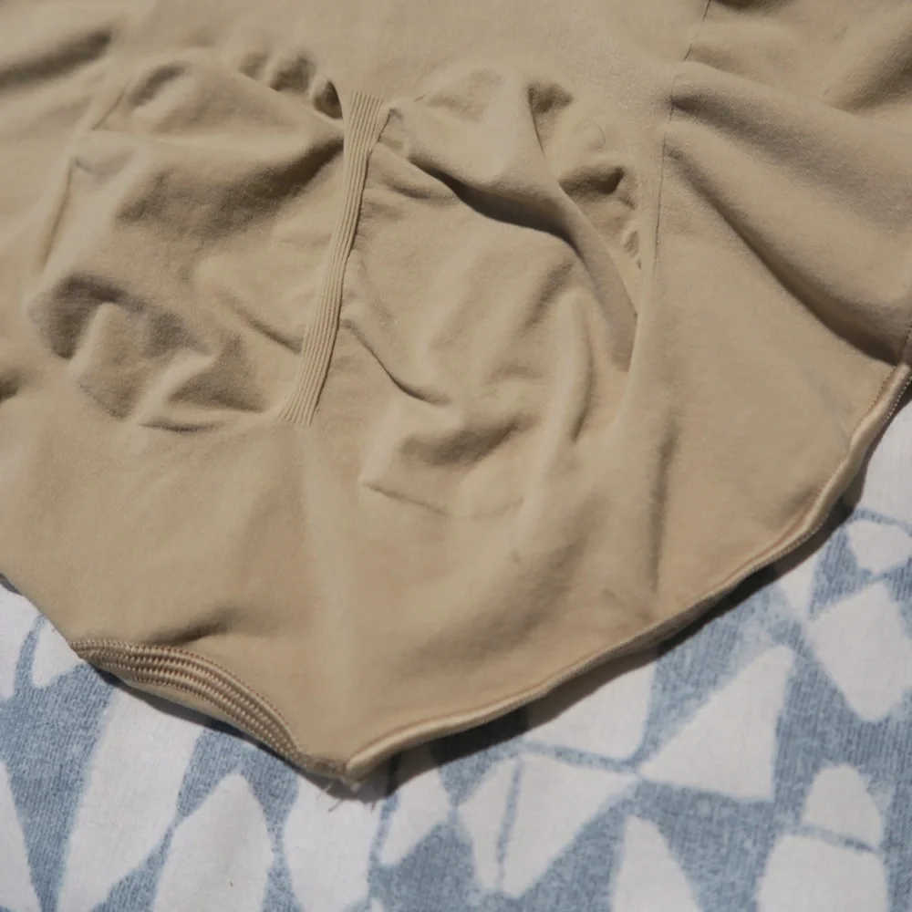 Skims‎ Seamless Sculpt High Waist Brief Clay Neutral Pull On Stretch Compression